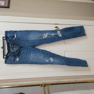 Abercrombie & Fitch simone high rise ankle. Size 30L(size 10)